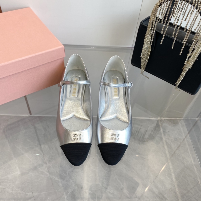 Miu Miu flat shoes